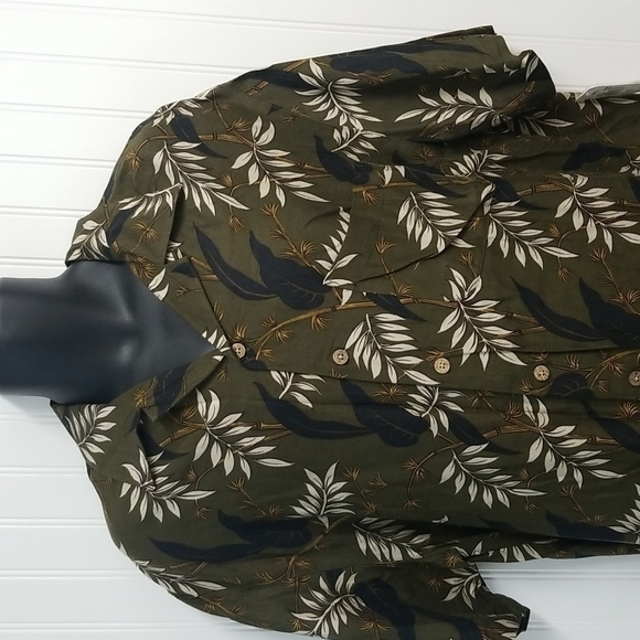 𝅺havana Jack's Cafe Hawaiian Floral Shirt Short Sleeve Size Small Mens - Picture 2 of 9